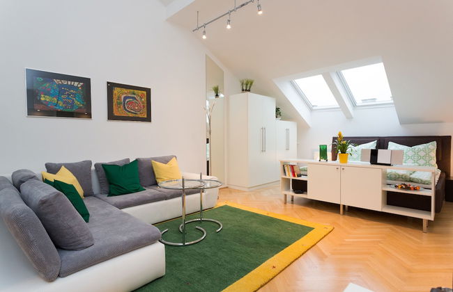 Jupiter Apartment Esslinggasse - Photo 15