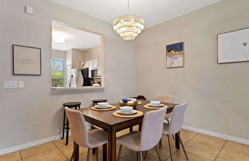 Elegant 3 BDR Townhome in Desirable Regal Palms - Foto 33