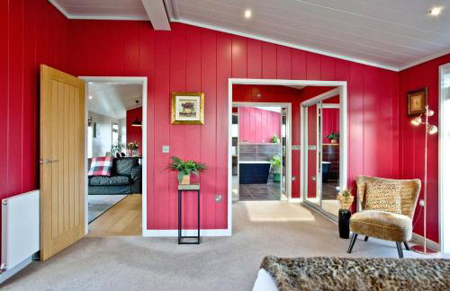 Pomegranate, Hot Tub, Wi-Fi - Photo 19