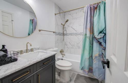 5-BD 2-BA Tranquil Retreat ft Jacuzzi & Playground - Foto 23