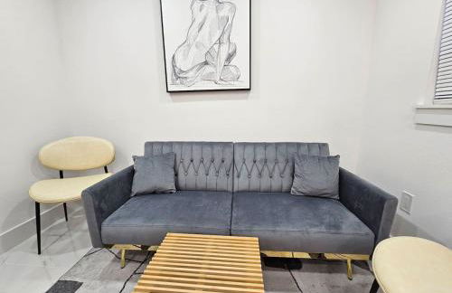 Comfy Tiny Home WP Large Private Deck Queen bed - Foto 31