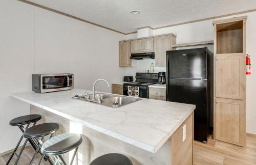 2 Mi to Lake Marion! Pet-Friendly Home with Yard - Foto 3