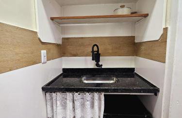 Stúdio Ipanema 307 Reformado - 200 metros da praia e passeios para ilhas - Foto 16