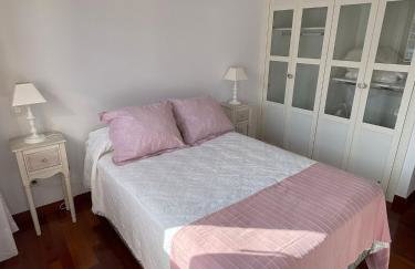 El jardín de Max, apartamento céntrico con jardín privado y parking - Photo 2