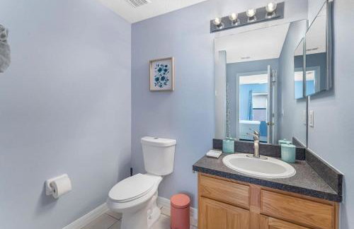 Stunning Newly Renovated Pool Home close to Disney - Foto 15