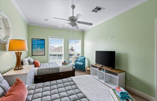 3BR - Amazing Game Room, Steps to Beach, Firepit - Foto 42