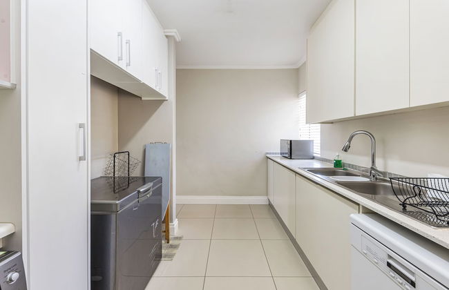 Beachfront, Private Pool, Pizza Oven, Pool Table, Fast Internet, Family Friendly - Photo 43