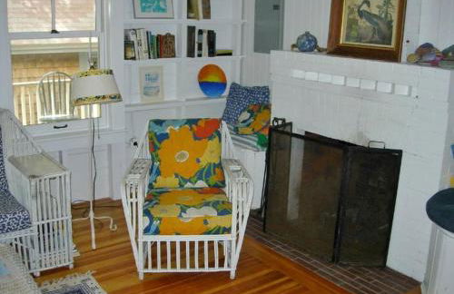 Charming Cottage Rental with Breathtaking Ocean Views on Peaks Island, Maine - Foto 13