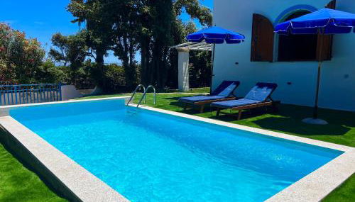 Casale fronte mare - villa with swimming pool in front of the beach - Foto 1