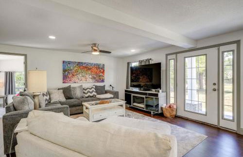 Pool Table, Fire Pit Spacious Home in Dover! - Foto 4