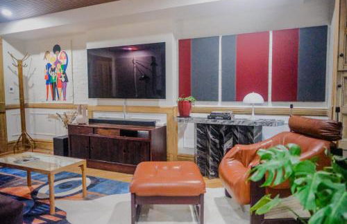 Charming Garden Lvl Brownstone - Foto 7