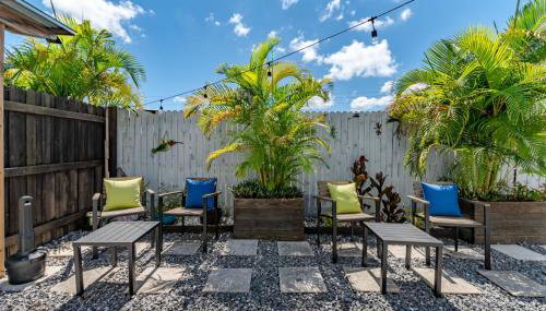 Cozy 2BR Retreat w/ Outdoor Deck - Photo 2