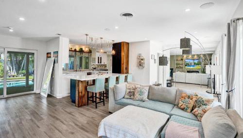 Amazing 5 bed house w pool, jacuzzi and your own boat - Foto 3