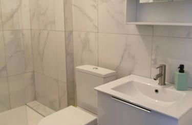 015 CHIC & COSY STUDIO 41m2 HYPERCENTRE WIFI SMART TV NETFLIX - Foto 30