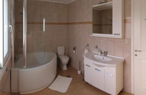 Villa in Makry Gialos Near Sandy Beach - Foto 29