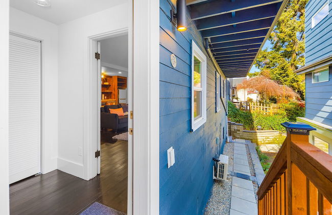 1BR Tranquil Haven in Beacon Hill - Photo 18