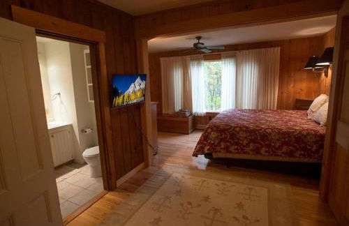 Gorgeous Cottage Rental on Banks of Rangeley Lake in Rangeley, Maine - Foto 16