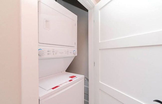 Breakfast Tiffany s Downtown Newport News - Foto 14