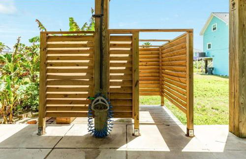 Osprey Watch - Stunning Oceanfront Inside & Out! - Photo 4