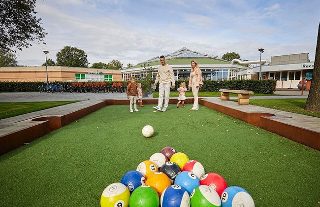 Villa With Garden in Holiday Park in Limburg - Photo 11