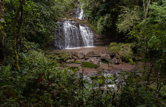 Trilha privada pela cascata Aguas Calientes - Foto 2