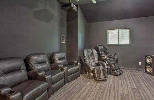 Heated Pool, Pool Table, Hot Tub, Home Theatre, Guest House, Basketball Court, Sleeps-20 - Foto 14