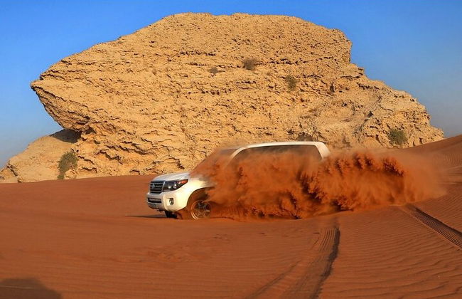 Cena barbecue serale nel deserto a Dubai - Foto 10