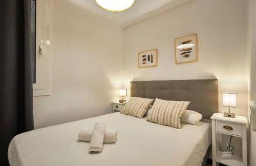BBarcelona Sagrada Familia Garden Apartment - Photo 12