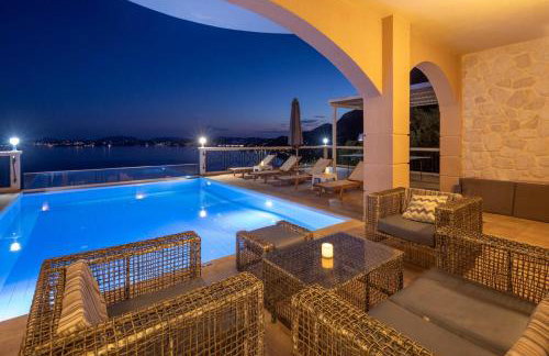 Anna Nissaki - Photo 23