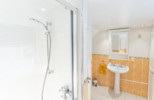 4 Private bedroom house with 3 parking spaces free - Foto 45