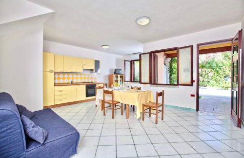 Residence with swimming-pool in Ottiolu just 250 mt from the sea - Photo 9