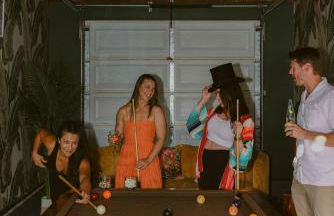 Balboa 6BR Mansion with Hot Tub and Game Room - Foto 17