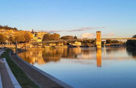 Duplex de luxe à Trévoux élégance et confort 100m2 chambres climatisées - Foto 30