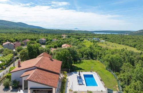 Luxury villa with a swimming pool Trget, Rasa - 23420 - Foto 1