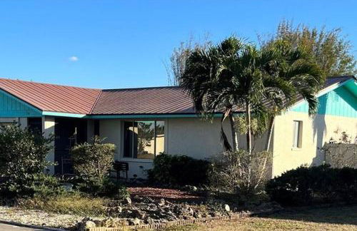 Beautiful 3 Bed House with pool - Foto 10