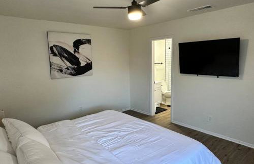 Newly Updated Cozy Home - Foto 11