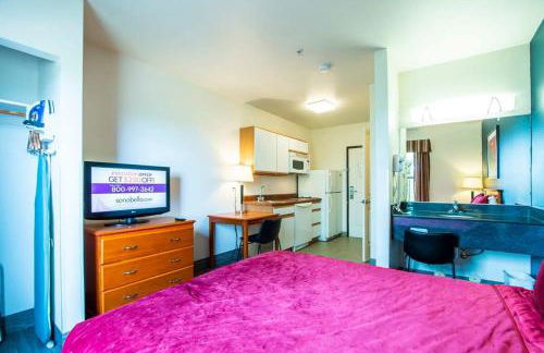 Sierra Vista studio apartment with full kitchen and King Bed - Foto 7