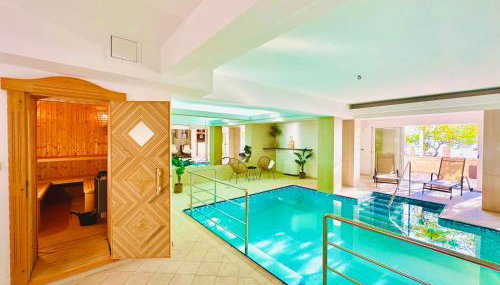 Luxury Seaside Villa with a classic Mediterranean Olive Garden, a fully equipped Professional Kitchen, Pool, Sauna, Padle Boards and Canoe - Miolin Beach House - Foto 4