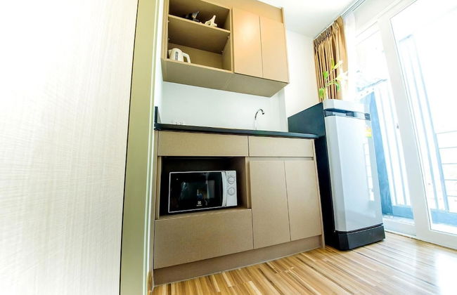 The Violin Sriracha - Photo 17