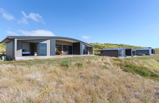 Castaways Resort - Photo 5