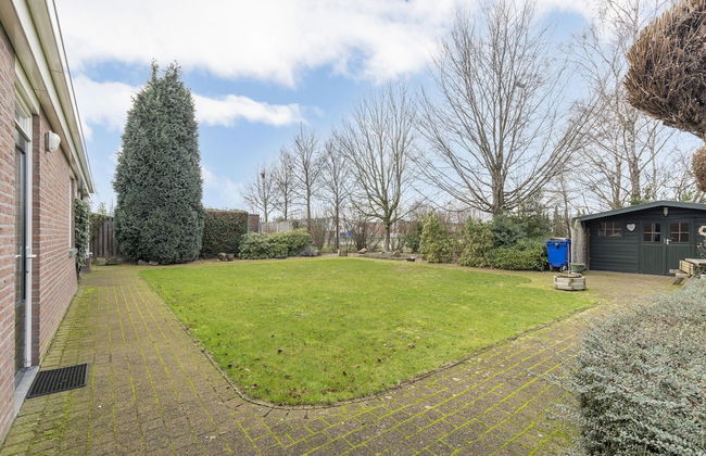 Inviting Villa in Panningen - Photo 32