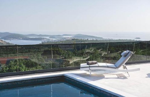 Awesome Home In Jarebinjak - Photo 9