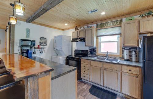 Lakefront Cottage with Deck Near Indiana Beach! - Foto 11