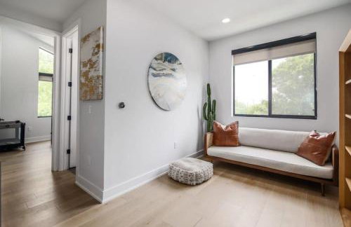 New Modern 3BR 2.5BA North Loop, Cowboy Pool and Patio by Austin Vacay - Foto 13