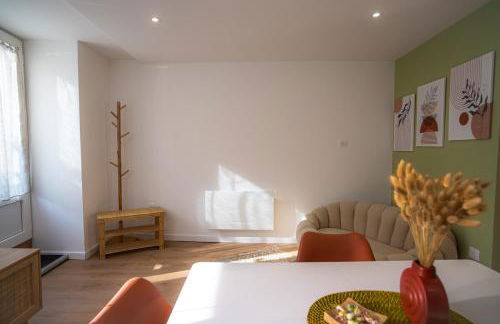 Appartement avec exterieur et parking - Le Puy 5 min - Foto 12