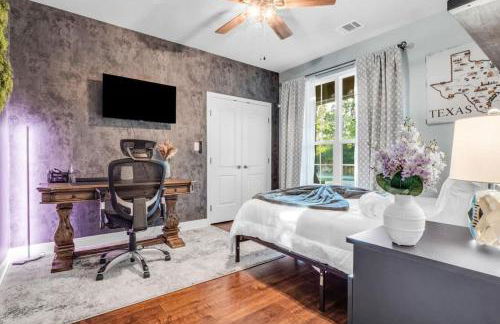 Hot Tub - River Nearby - Quiet Street - Foto 15