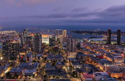 Entire Floor 2BDR w Luxury Amenities Balcony SkyLux Penthouse by AvantStay - Foto 61