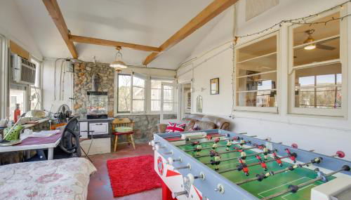 18 Mi to Joshua Tree NP WFH-Ready Desert Escape - Foto 3