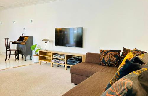 Crieff Armoury Luxury Self Catering Apartment - Photo 25