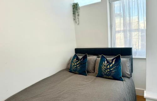 Modern 2 Bedroom Apartment in Central Croydon with Free Parking - Foto 23